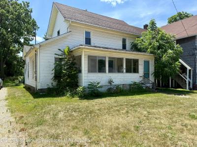 806 Corunna Avenue, Owosso, Michigan 48867, USA