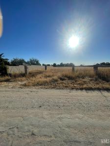 Noble, Bakersfield, California 93314, USA