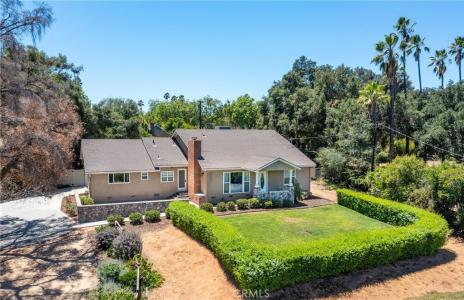 21 W Hilton Avenue, Redlands, Калифорния 92373, Соединенные Штаты