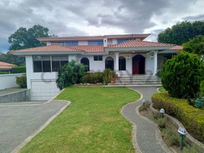 Urbanización Portal de Cumbayá s/n, Quito, Pichincha 00001, Ecuador