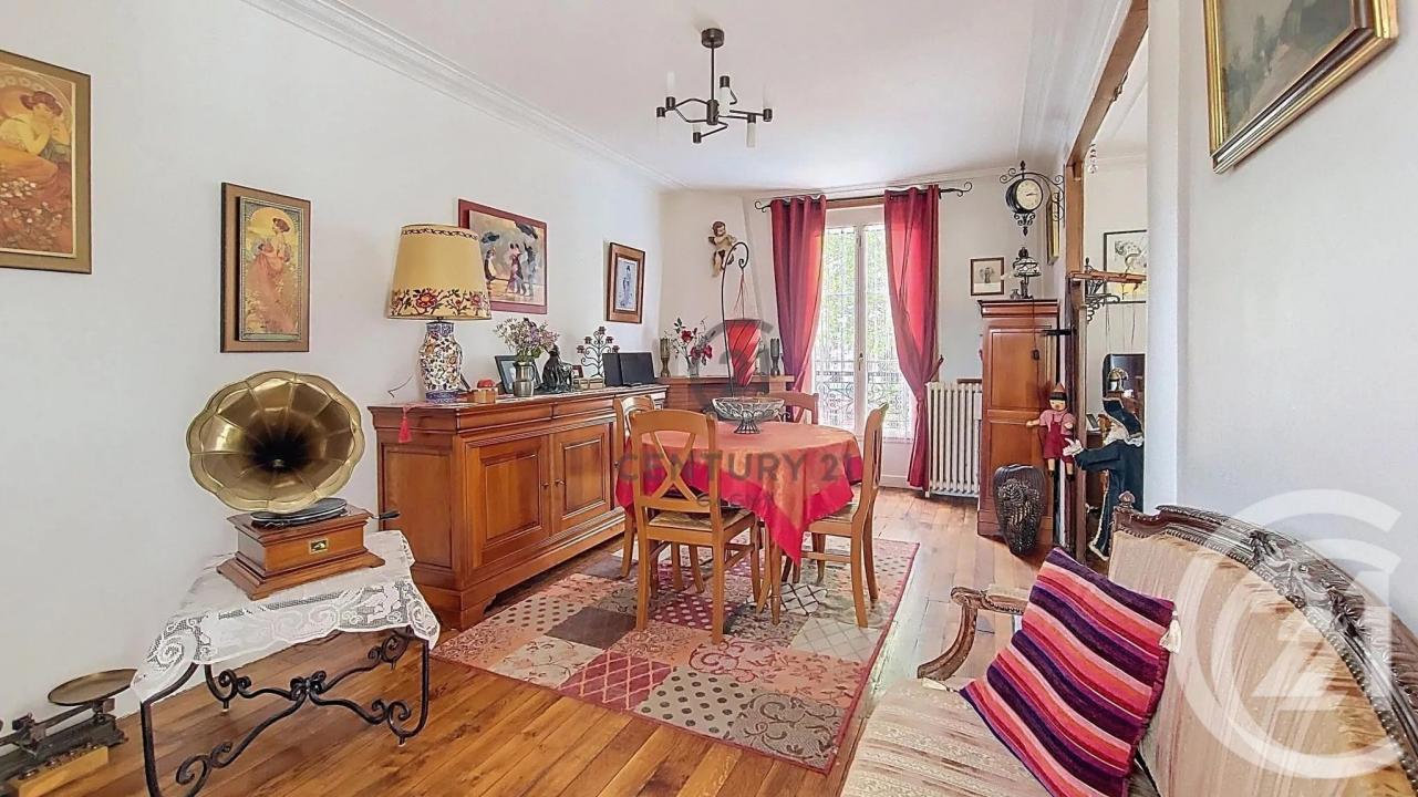 Villemomble, Île-de-France 93250, France