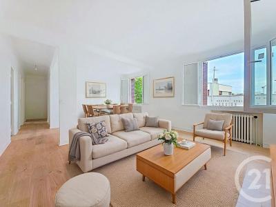 Colombes, Île-de-France 92700, France