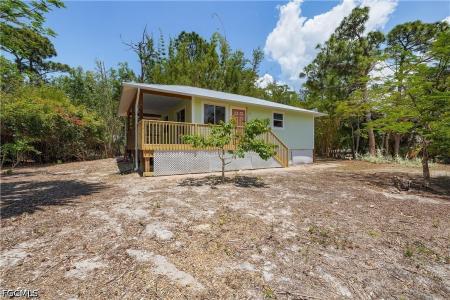 7322 Hibiscus Avenue, Bokeelia, Florida 33922, USA