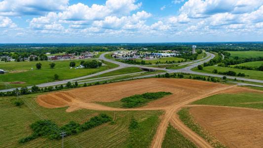 2 Burkesville Road, Burkesville, Kentucky 42728, USA