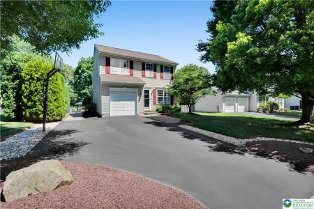 4118 Maria Ln, Bethlehem, Pennsylvania 18017, USA
