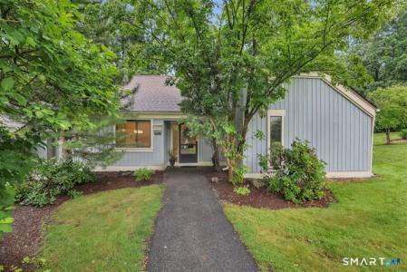 972 Heritage Village Unit #B, Southbury, Connecticut 06488, USA