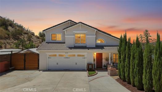30432 Sunrose, Canyon Country, California 91387, USA