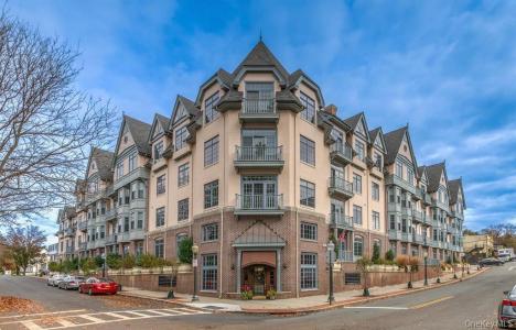 55 1st Street Unit #108, Pelham, New York 10803, HOA KỲ