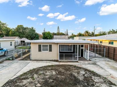 611 NE 34th Street, Pompano Beach, فلوريدا 33064, الولايات المتحدة