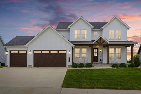 5307 Fernwood Drive, Cedar Falls, Iowa 50613, USA