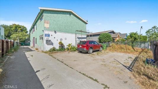 1362 E 20th Street, Los Angeles, California 90011, USA