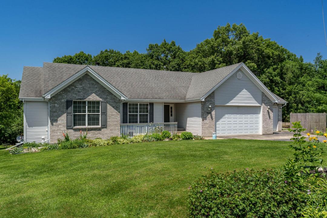 7423 Cunningham Road, Rockford, Illinois 61102