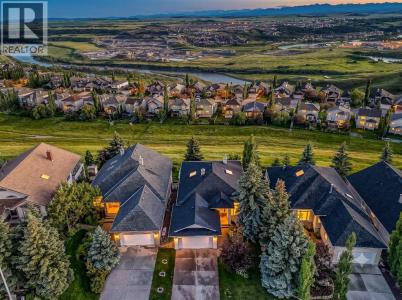 19 GLENEAGLES VIEW, Cochrane, アルバータ T4C 1N9, カナダ