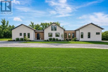 19485 LOYALIST PARKWAY, Prince Edward County (hillier Ward), Ontario K0K 1T0, Canada