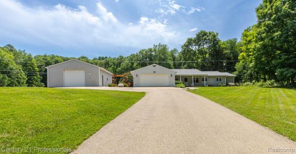 1790 Kent Road, Ortonville, Michigan 48462, USA