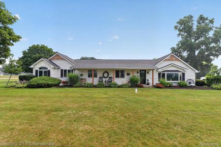 13525 Dennison Road, Milan, Michigan 48160, États-Unis