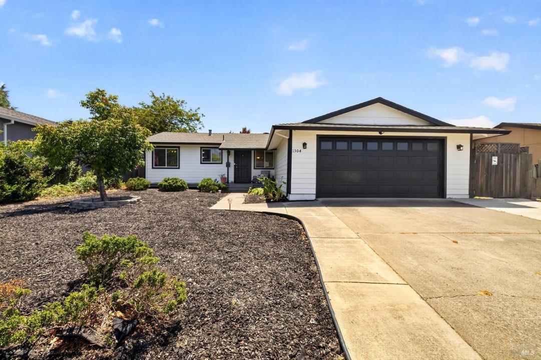 1304 San Jose Way, Petaluma, 캘리포니아 94954, 미국