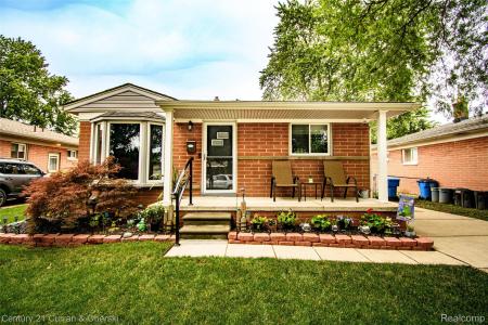 4209 Pardee Avenue, Dearborn Heights, Michigan 48125, États-Unis