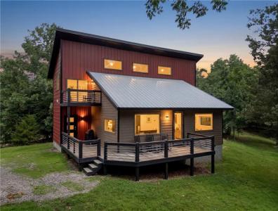 45 Center Rd, Eureka Springs, Arkansas 72631, USA