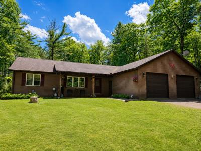 8075 Indian Trail, St. Germain, Wisconsin 54558, USA
