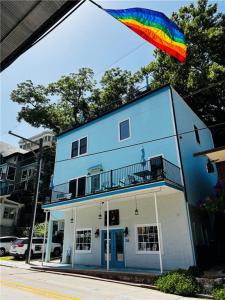 34 N. Main, Eureka Springs, Arkansas 72632, USA