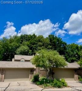 1816 Burning Bush Court, Rochester, Michigan 48309, États-Unis