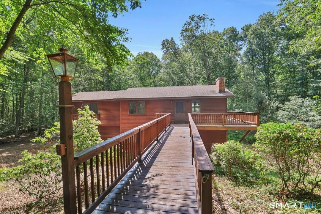 33 Quiet Woods Road, East Hampton, Connecticut 06424, Estados Unidos