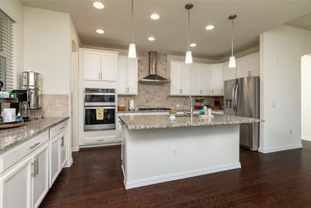 2504 Wallingford Drive, Mansfield, Texas 76084