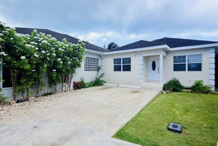 IMMACULATE 3 BEDROOM - SMITH ROAD VILLA'S, George Town, Grand Cayman, Cayman Islands