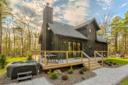 1365 Forestburgh Rd, Glen Spey, New York 12737, États-Unis