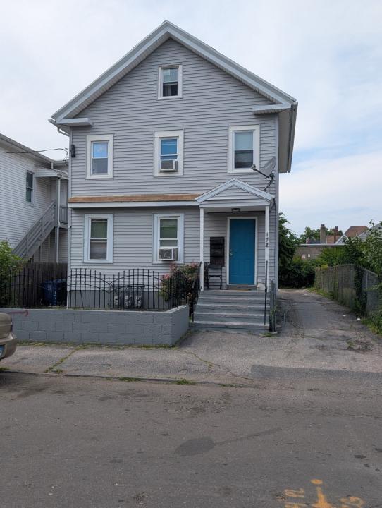172 Hanover Street, Bridgeport, Connecticut 06604, USA