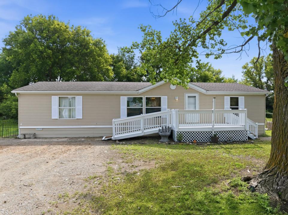 14975 Faribault Boulevard, Faribault, Minnesota 55021
