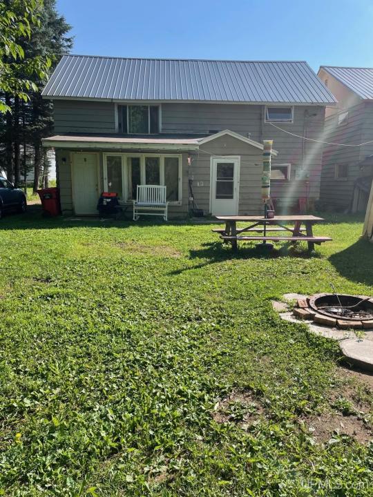 107 N Tamarack Street, Gwinn, ميشيغان 49841, الولايات المتحدة
