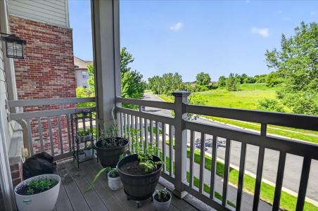 141 Metro Terrace , 203, Madison, Wisconsin 53718, USA