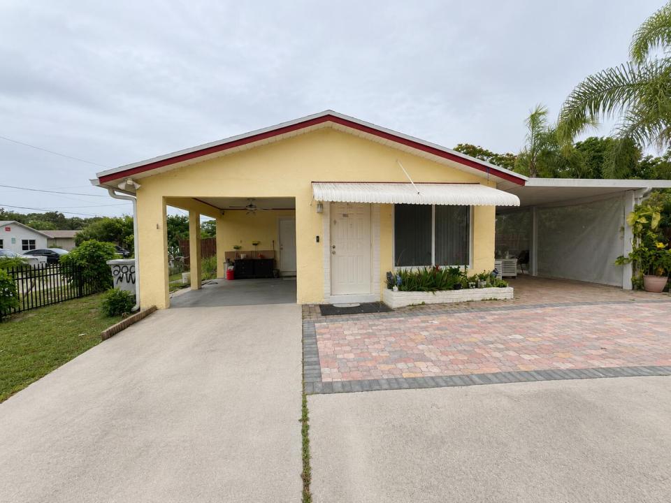 200 NW 12th Court, Pompano Beach, Florida 33060, USA