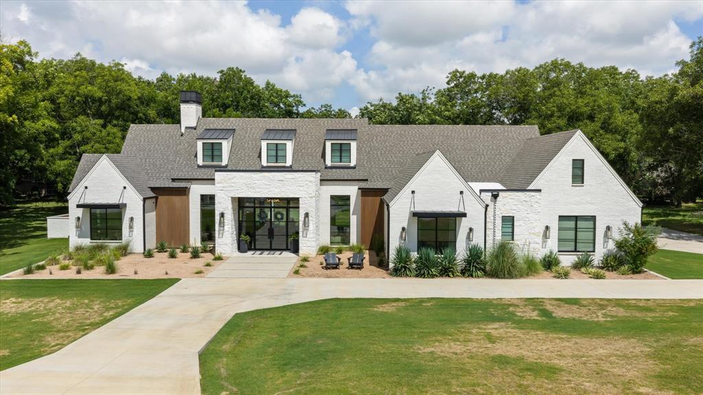 8013 W Landings Road, Granbury, טקסס 76049, ארצות הברית של אמריקה