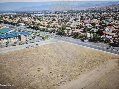 21st W Cor Avenue P And 21st Street, Palmdale, Californie 93551, États-Unis
