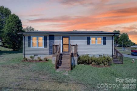 893 7th Street Dr SE, Hickory, 北卡羅來納州 28602, 美國