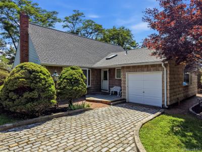10 Arcadia Drive, Dix Hills, New York 11746, USA