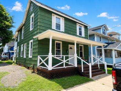 472 W 1st Street, Bloomsburg, Pennsylvania 17815, USA