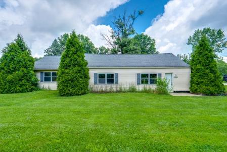 1989 East Turkeyfoot Lake Road, Akron, Ohio 44312, USA