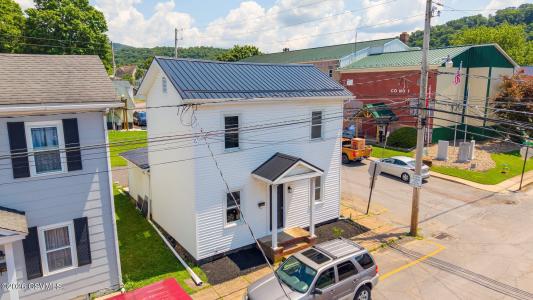 154 S 4th Street, Catawissa, Pennsylvania 17820, USA