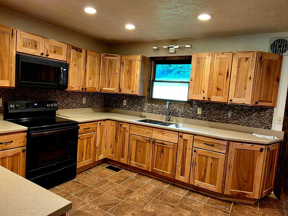8925 Homestead Road, Lesage, Virginie Occidentale 25537, États-Unis