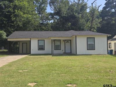 412 Lindsey Street, Daingerfield, Texas 75638, USA