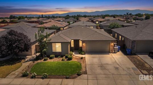 1309 Eagle Creek St, Bakersfield, California 93307, USA