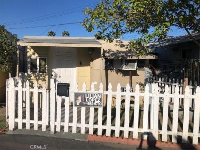 4503 Clara Street , 4, Bell Gardens, California 90201, USA