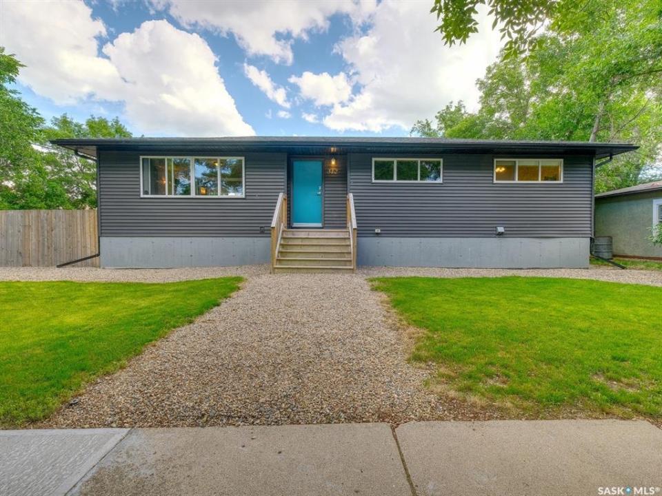 312 4TH AVENUE E, Rosetown, Saskatchewan S0L 2V0, Canada