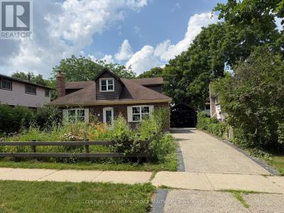 1226 OXFORD AVENUE, Oakville (cp College Park), Ontario L6H 1S5, Canadá