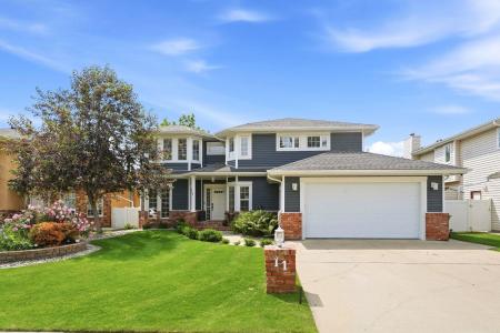 11 ALTON STREET, Red Deer, Альберта T4R 2H1, Канада