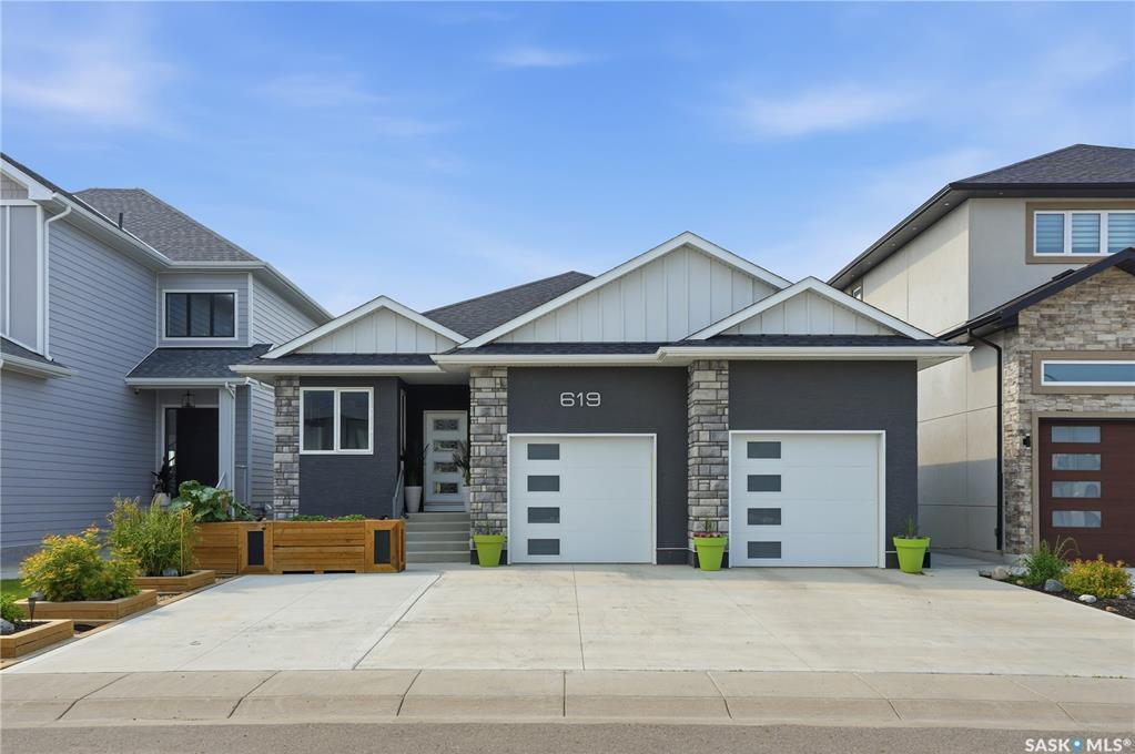 619 KENASCHUK CRESCENT, Saskatoon, Saskatchewan S7W 0Y4, Canada